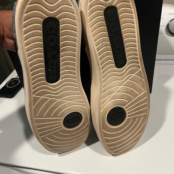 Coach clip court sneakers in black - Picture 3 of 5